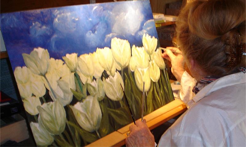 328 - Alida schildert witte tulpen.jpg
